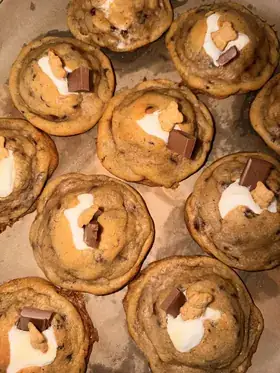 Campfire Crunch s'mores cookie